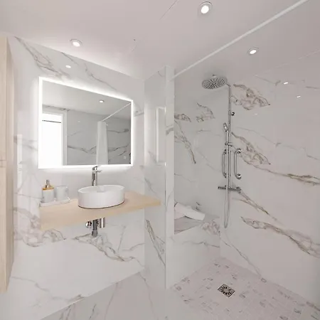 2 Bedrooms - 141a Cannes